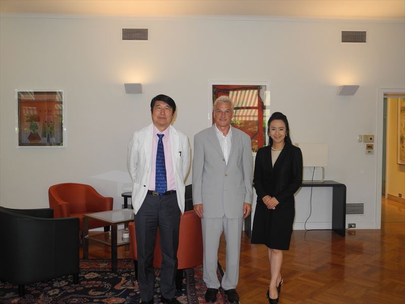 I:\国際交流2013年\８月ドイツ大使公邸・個人招待\Resize\DSCN6901縮小試験用.JPG