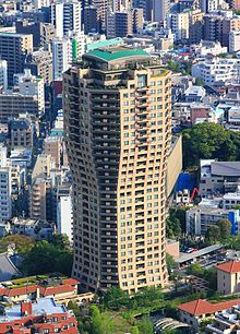 https://upload.wikimedia.org/wikipedia/commons/thumb/2/2d/Motoazabu_Hills.JPG/220px-Motoazabu_Hills.JPG